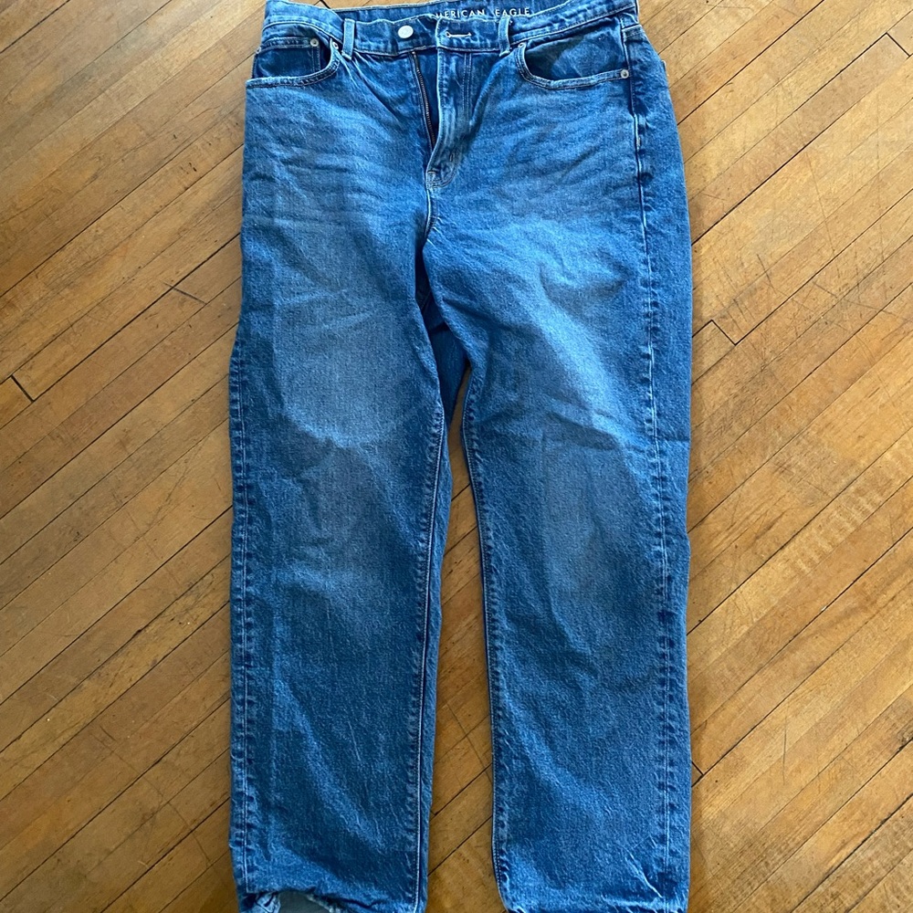 American Eagle Super Highrise Straight Jeans